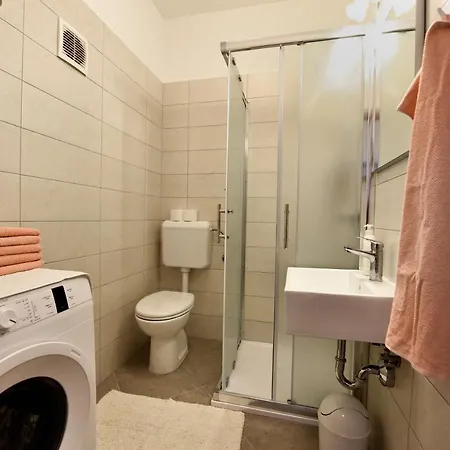 Irena Arvaj Apartment *