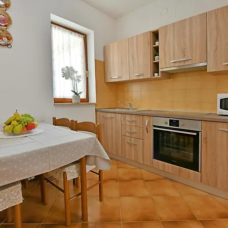 Apartman Irena Arvaj