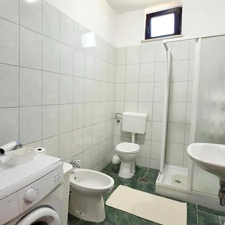 公寓 Irena Arvaj 波雷奇