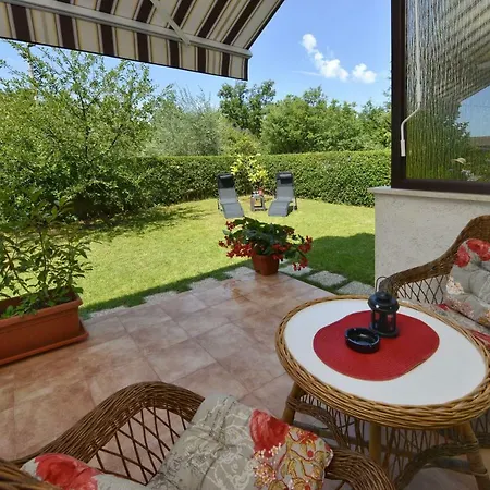 Apartment Irena Arvaj