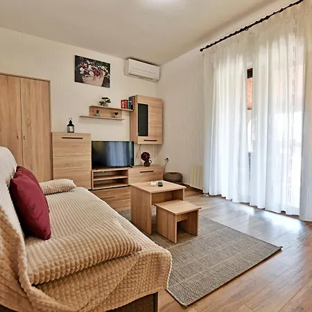 Irena Arvaj Porec