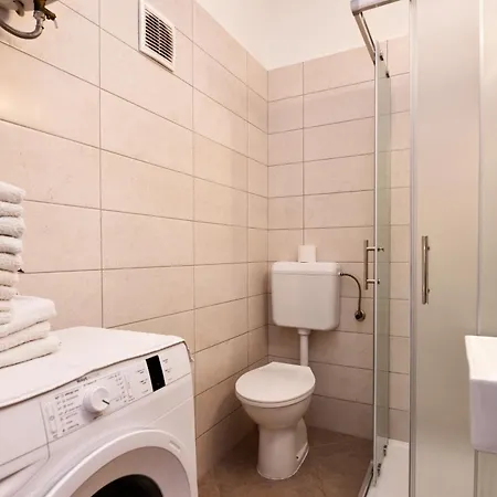 Apartman Irena Arvaj