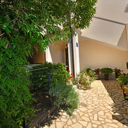 Irena Arvaj Porec